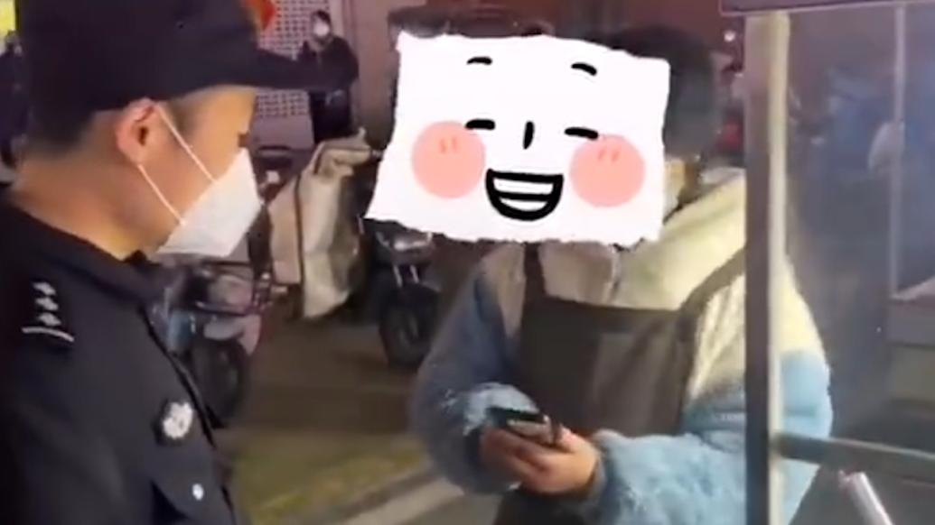 聋哑人偷手机，无声世界的无声行动与社会的思考