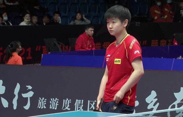 王曼昱与蒯曼的强势表现，女双决赛3-0横扫日本组合