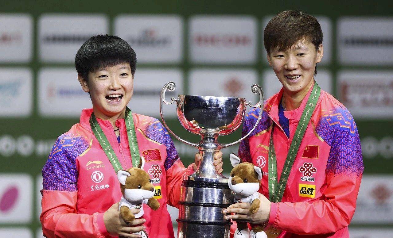 孙颖莎卫冕女单冠军，超越自我，再创辉煌