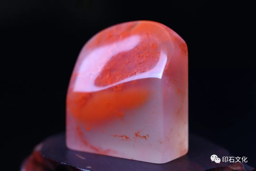 印度点朱砂是何用意