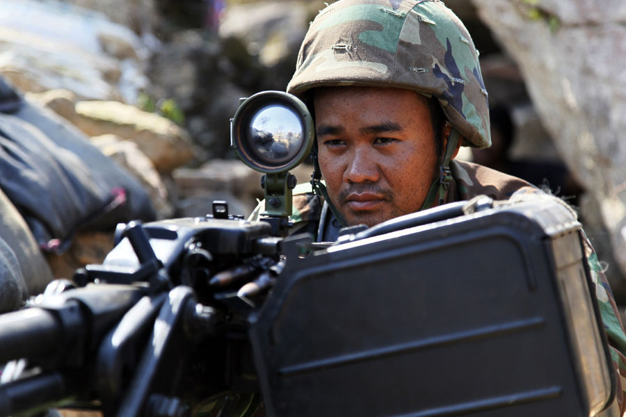 泰国与柬埔寨士兵交火事件深度解析