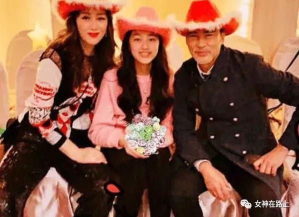 任达华回应女儿继承30多处房产，房产继承背后的故事与启示