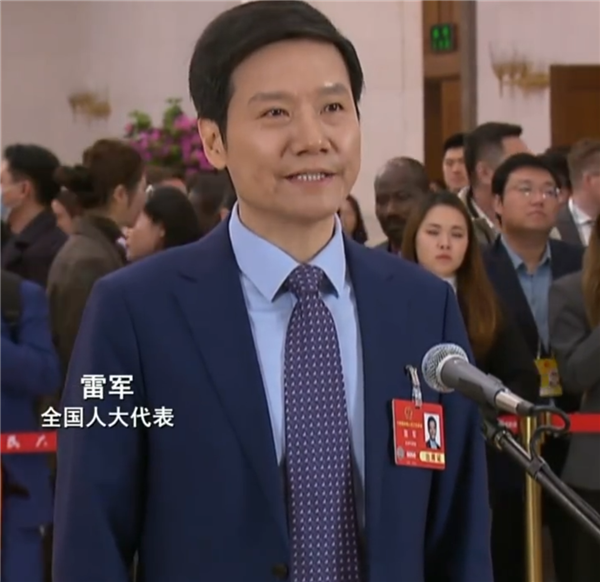 雷军删掉诋毁是一种仰望，背后的故事与思考