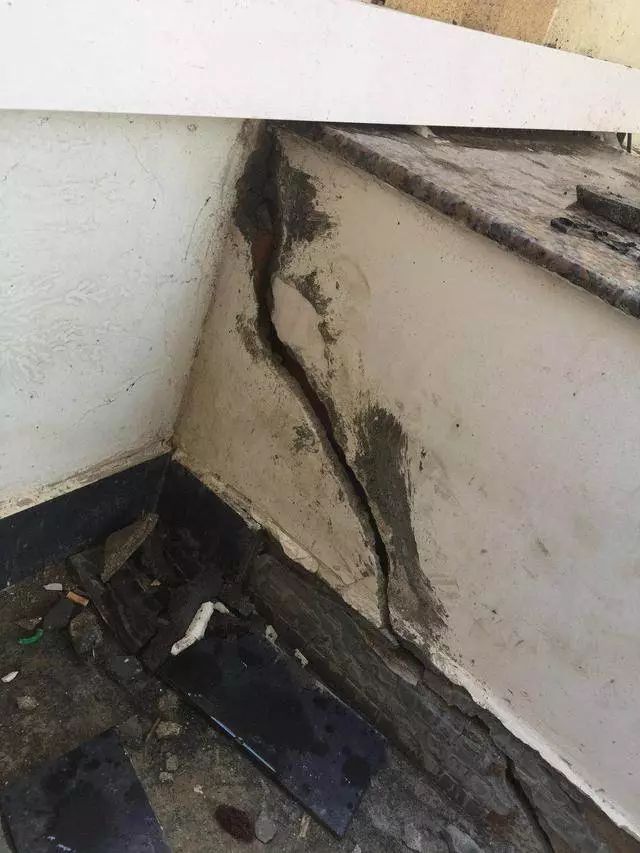 揭秘溶洞垃圾堆，高达七层楼的生态警示
