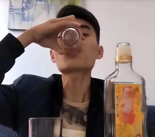 网红突然离世，家属称因喝酒太多