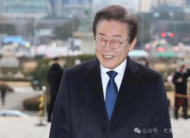 揭秘李在明百科，探索网络红人背后的故事