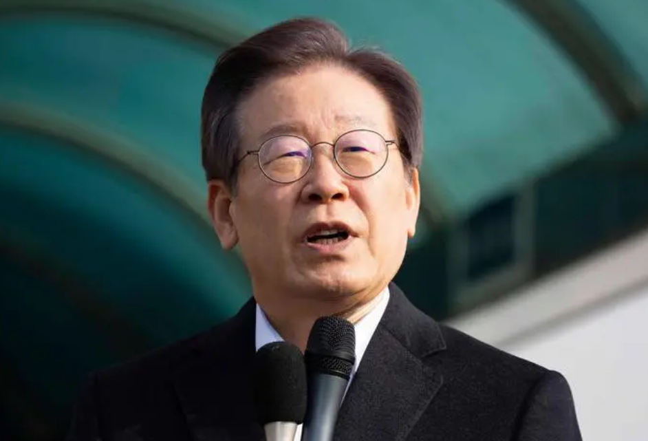 揭秘李在明百科，探索网络红人背后的故事