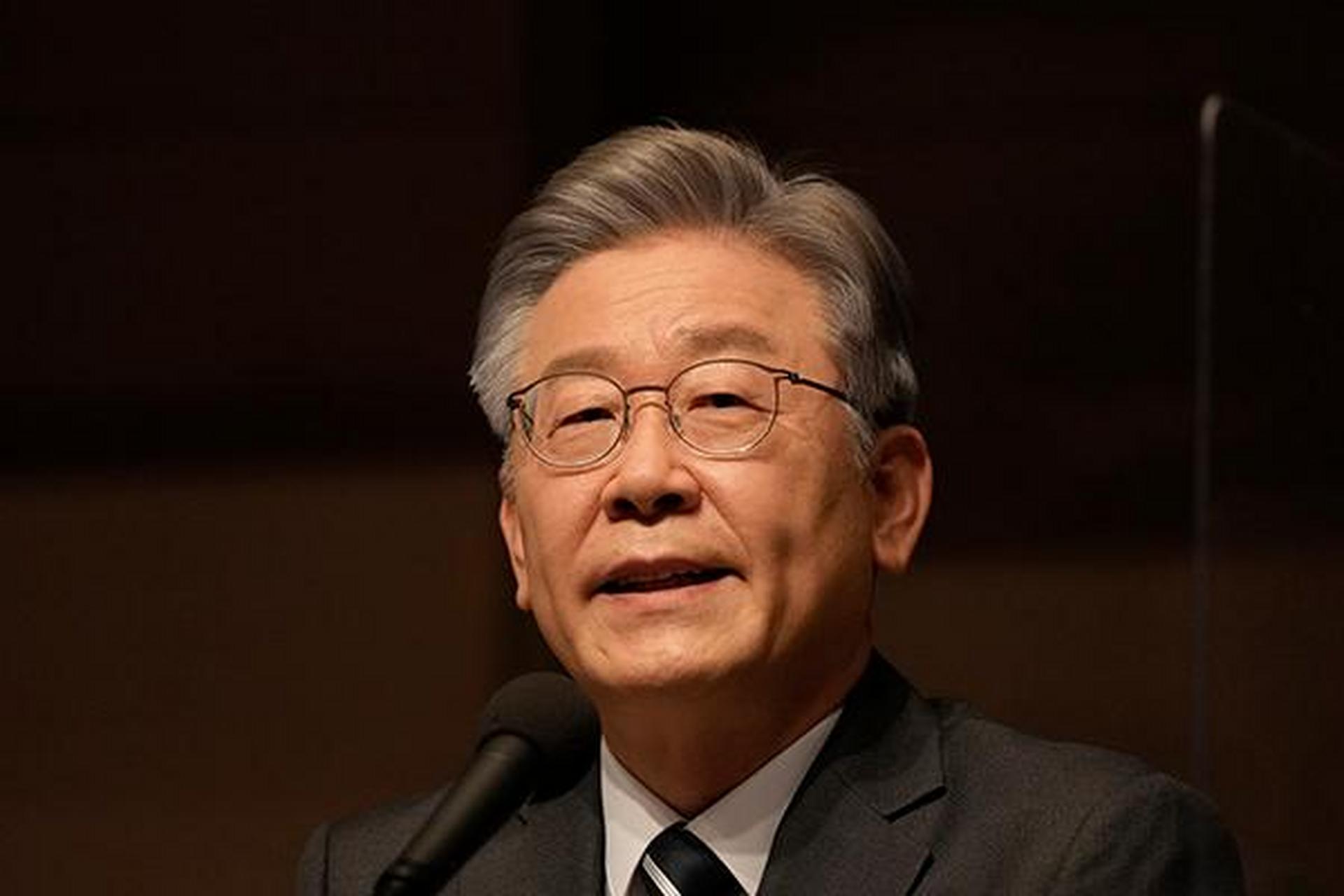 李在明首次主持国务会议遇冷场