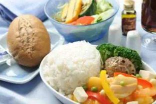 高考生一日三餐营养食谱，助力学子冲刺高考