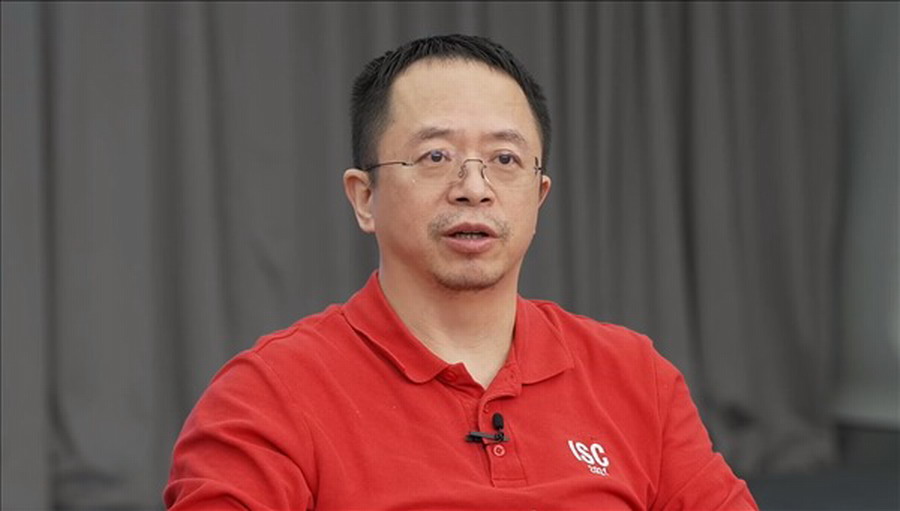 周鸿祎与360，究竟靠什么赚钱？