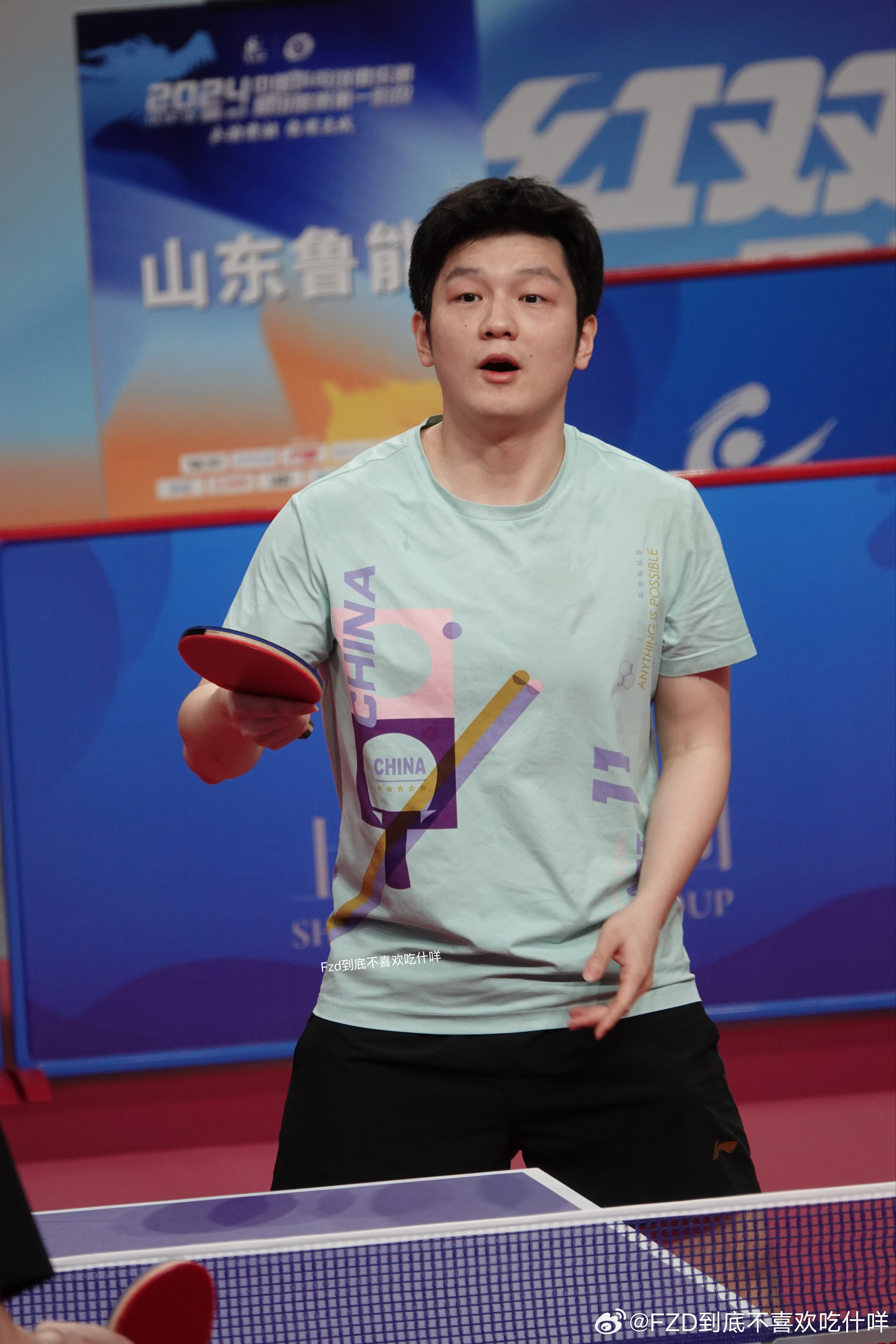 樊振东乒超赛前热身训练揭秘
