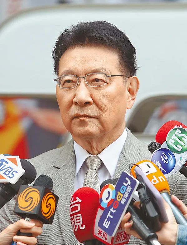 赵少康承认国民党需检讨，重塑政党形象的关键时刻
