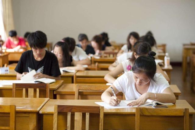 高考考生迟到无法进入考场，反思与启示