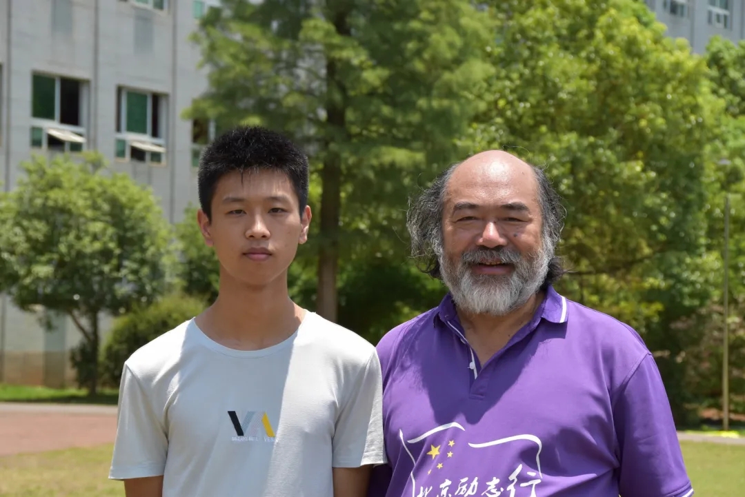 湘雅罗湘航，探索医疗科技的先锋