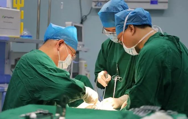 聚焦843位女工切除子宫事件，深度探究与反思