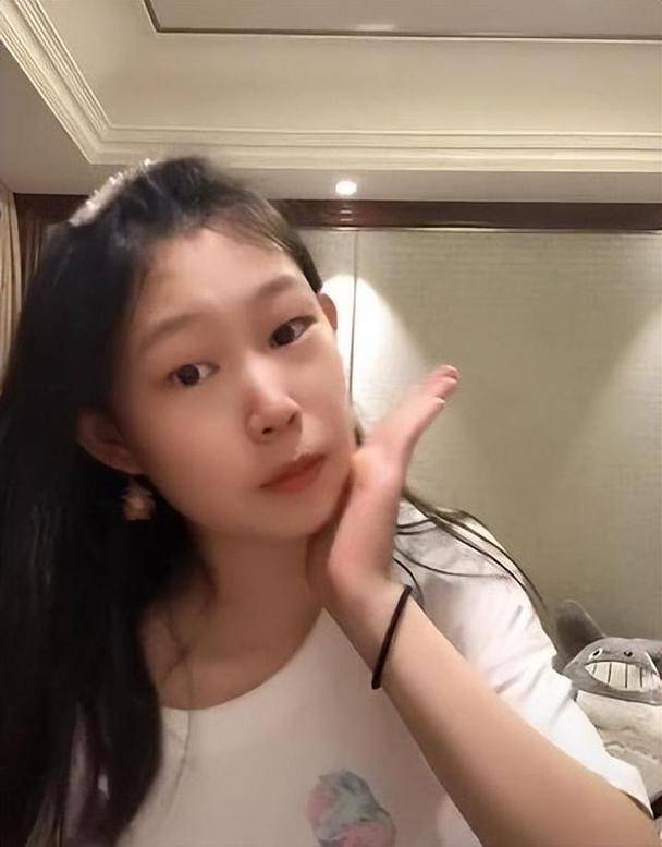 小沈阳女儿长相大解密，星二代颜值新标杆？