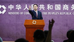 中美经贸磋商团队保持沟通，深化合作的稳健步伐