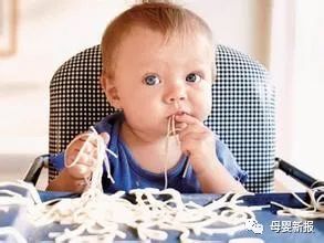 婴儿被灌药后的心理阴影及应对措施，现在害怕不吃不喝