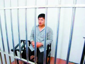辱骂交警被打断肋骨，法律面前人人平等