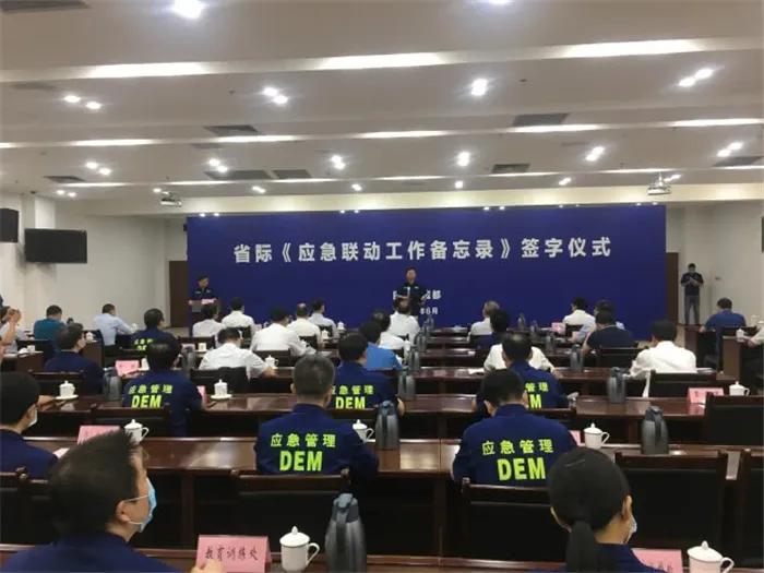 贵州养殖户遭遇洪水冲击，一百多头猪失散，希望与挑战并存